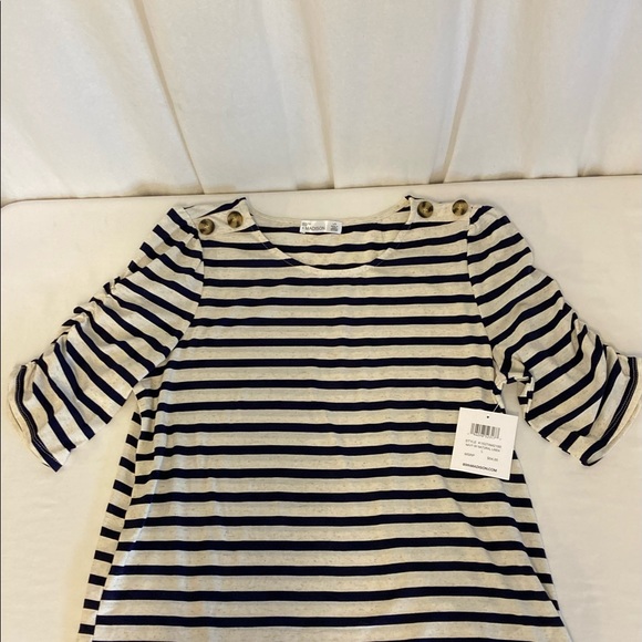 89th Madison Ruched Sleeve Top Blouse Navy Large NWT - Picture 2 of 8